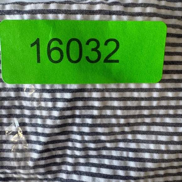 Saks Fifth Avenue‎ Women's 38 Striped Casual Walking Shorts Gray & White Preppy - Picture 15 of 15